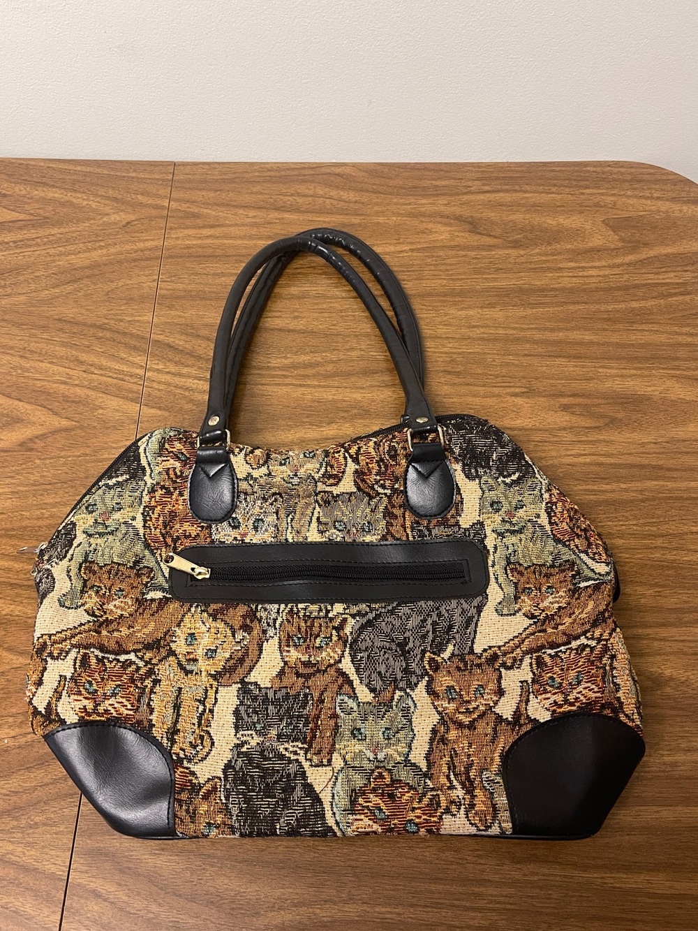 Cat Tapestry Zippered Shoulder Bag